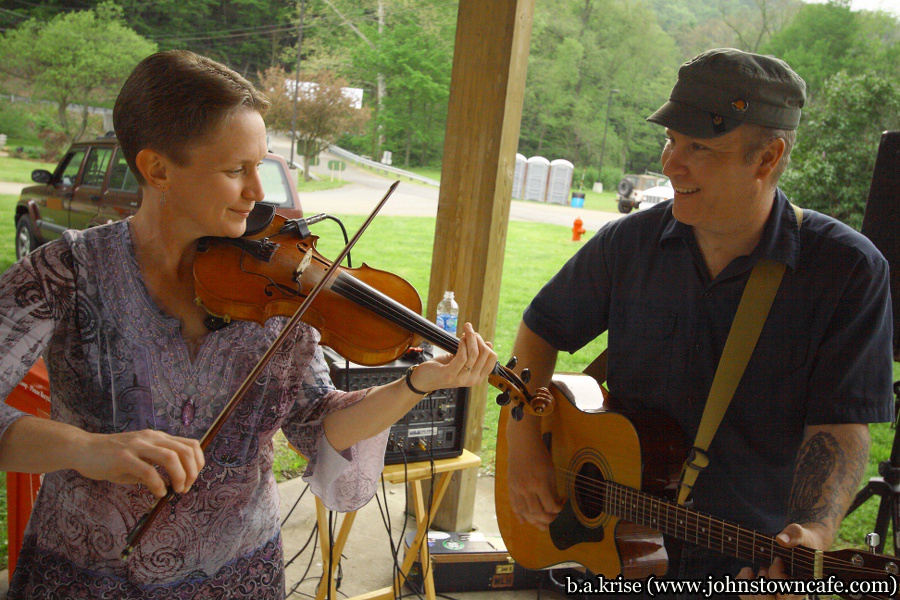 www.JohnstownCafe.com