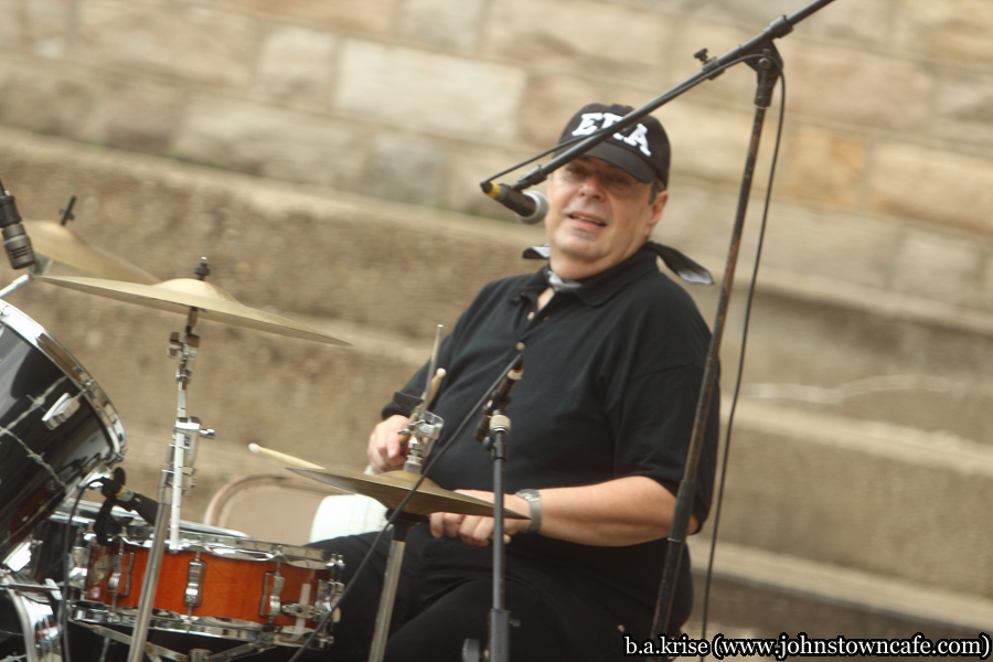 www.JohnstownCafe.com
